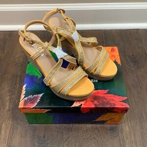 Italina Platform Slingback Sandals Gold Size 7 Strappy Heels